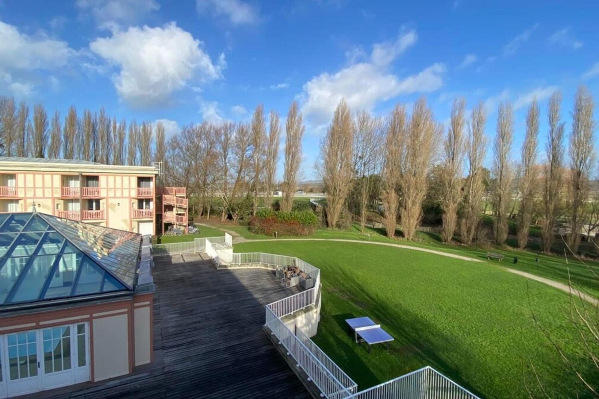 Very Nice 6 Person Apart With Swimming Pool Tennis Court And Car Park 202 Le Touquet Buitenkant foto